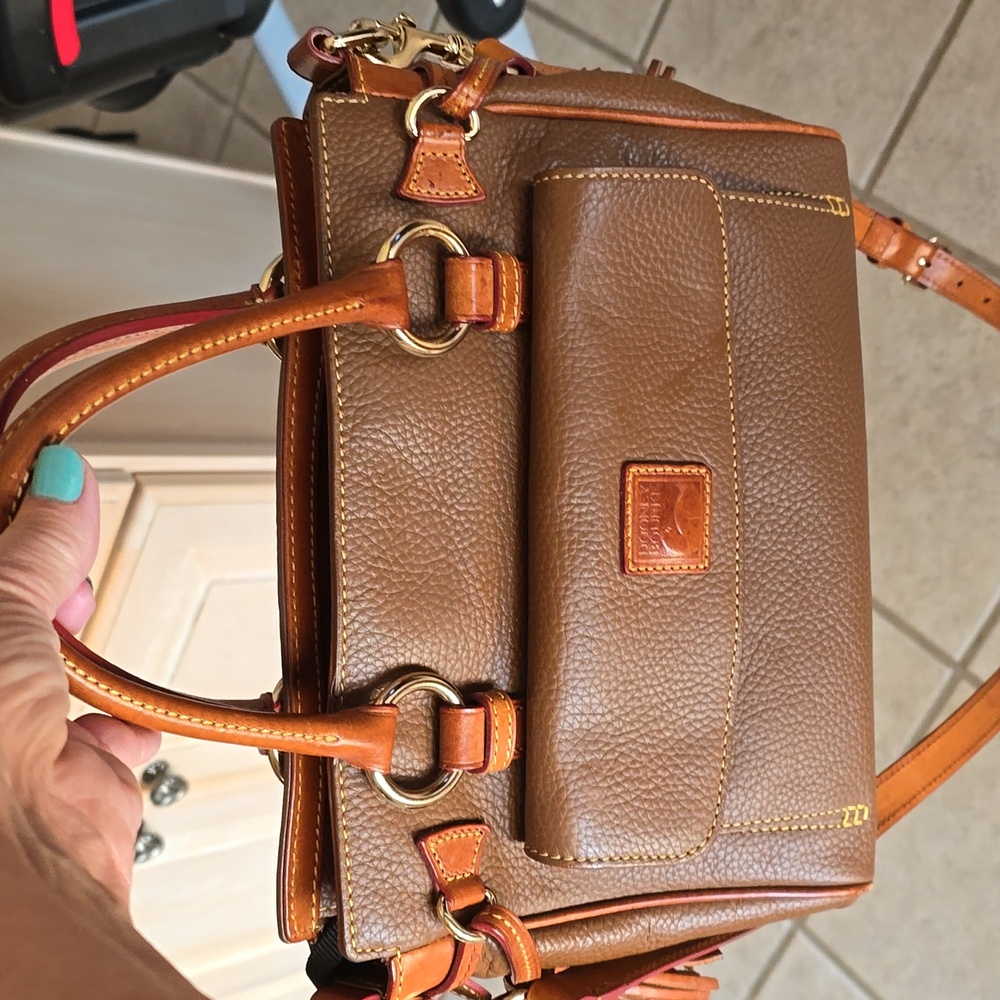 Dooney & Bourke leather purse